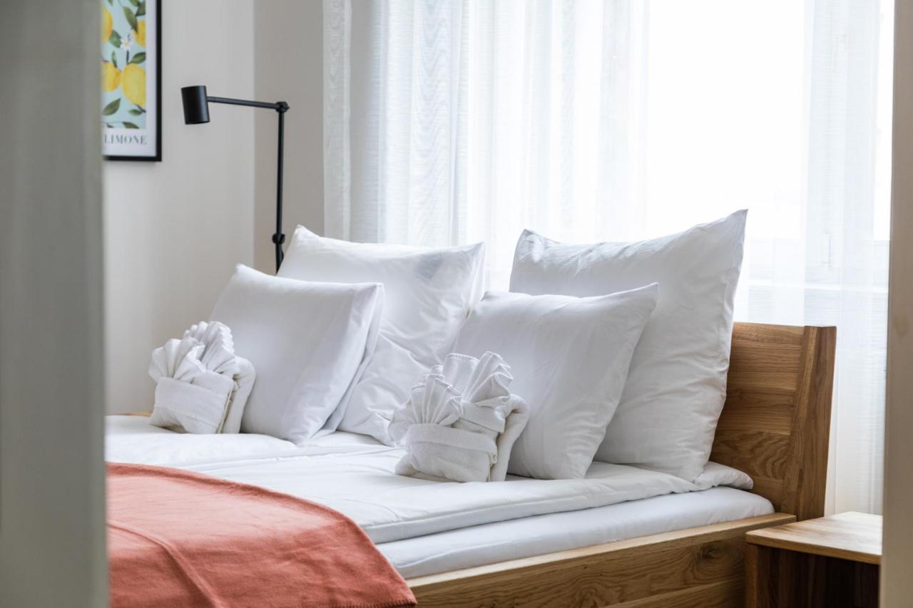 Captain Buda Apartment Будапеща Екстериор снимка